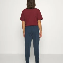 Ellesse DALVI TRACK PANT - Pantalon De Survêtement - Navy -Ellesse Elegant Boutique 0069b6d50f0b4ffc95fec8329f91b3a1