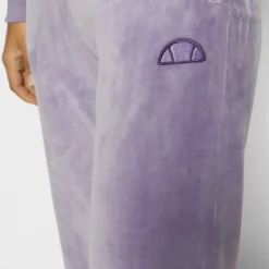 Ellesse DIZA TRACK PANT - Pantalon De Survêtement - Purple -Ellesse Elegant Boutique 00857229946c44cda60ea6cb975e428b