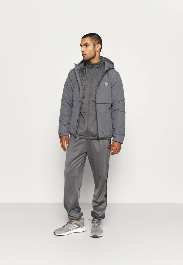 Ellesse ORELLIO WATER REACTIVE PADDEDJACKET - Veste De Survêtement - Dark Grey 2 Ellesse ORELLIO WATER REACTIVE PADDEDJACKET - Veste De Survêtement - Dark Grey – Image 2