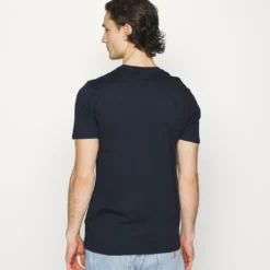 Ellesse MONTELL - T-shirt Imprimé - Navy -Ellesse Elegant Boutique 097b41b05c5b4144909019b7228f14e2