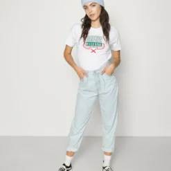 Ellesse TEENA - T-shirt Imprimé - White -Ellesse Elegant Boutique 09a1a64a38e840a4995ddb2118ebf347