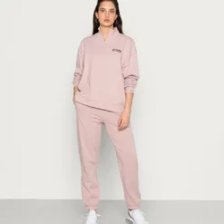 Ellesse NOVU SUIT - Sweatshirt - Light Pink 6 Ellesse NOVU SUIT - Sweatshirt - Light Pink -Ellesse Elegant Boutique 0b0df17ce6c3447fb031c532ad942a40