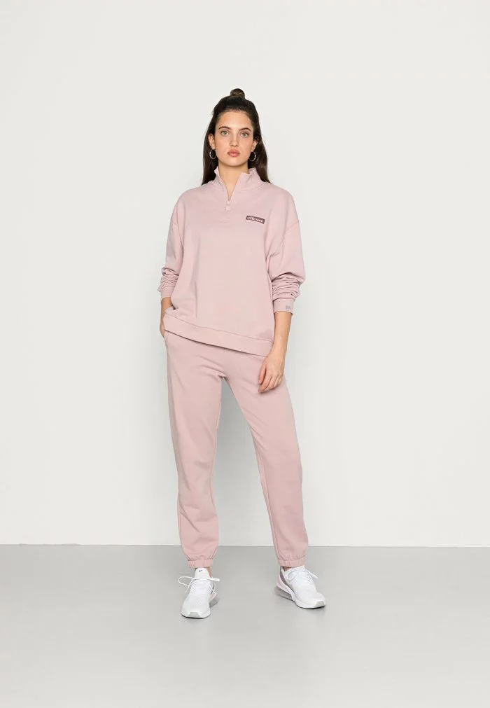 Ellesse NOVU SUIT - Sweatshirt - Light Pink 2 Ellesse NOVU SUIT - Sweatshirt - Light Pink – Image 2
