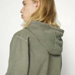 Ellesse TINCTORIA OH - Sweat à Capuche - Khaki 9 Ellesse TINCTORIA OH - Sweat à Capuche - Khaki -Ellesse Elegant Boutique 0fc247a02b5a4d2c9dddaa9b2b211a4e