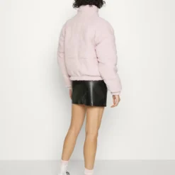 Ellesse JUSTINE PADDED JACKET - Veste D'hiver - Light Pink 8 Ellesse JUSTINE PADDED JACKET - Veste D'hiver - Light Pink -Ellesse Elegant Boutique 10bef6518aae4767bb93a26520141981