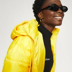 Ellesse CAMILLA - Veste D'hiver - Yellow -Ellesse Elegant Boutique 11835e1b2221452398ecdf25534a8f57