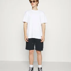 Ellesse BASTA - Short - Navy 15 Ellesse BASTA - Short - Navy -Ellesse Elegant Boutique 122e9fe4d8d046aaad15e9cc16487d01