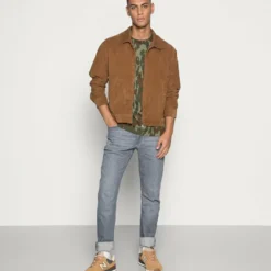 Ellesse VOODOO CAMO - T-shirt Imprimé - Khaki -Ellesse Elegant Boutique 147883ceab9646f49b0cc98a95877273