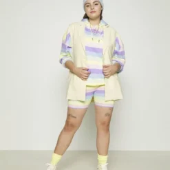 Ellesse LAUREA - Short - Multi 14 Ellesse LAUREA - Short - Multi -Ellesse Elegant Boutique 15b909af6a3149d6bc199292090d9930