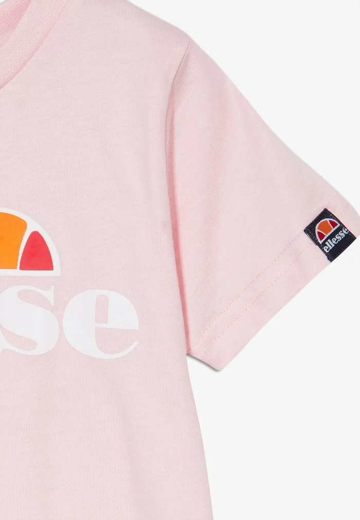 Ellesse JENA - T-shirt Imprimé - Light Pink 4 Ellesse JENA - T-shirt Imprimé - Light Pink – Image 4