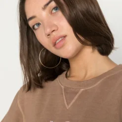 Ellesse POPSY CROPPED - Sweatshirt - Brown -Ellesse Elegant Boutique 181c2c78f32f427ba4c8dfaf38595084