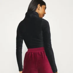 Ellesse LOISA - T-shirt à Manches Longues - Black -Ellesse Elegant Boutique 1f6e20dc83624d7cb19d6871a62959e3