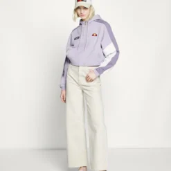Ellesse AMBER - Sweatshirt - Purple -Ellesse Elegant Boutique 2006195d9b6a4399ba9ef7df1c851faa