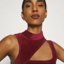 Ellesse WENDIA - Robe De Jour - Burgundy -Ellesse Elegant Boutique 23cfabf0da1846d5b049662b25f915a0