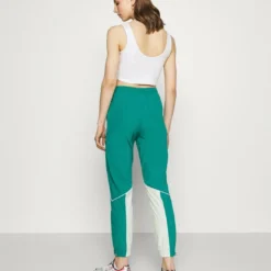 Ellesse RACE TRACK PANT - Pantalon De Survêtement - Tie Dye -Ellesse Elegant Boutique 2735d12ae10e4762a14e68ded04b5dfb