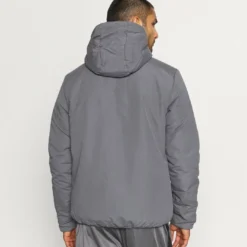 Ellesse ORELLIO WATER REACTIVE PADDEDJACKET - Veste De Survêtement - Dark Grey 8 Ellesse ORELLIO WATER REACTIVE PADDEDJACKET - Veste De Survêtement - Dark Grey -Ellesse Elegant Boutique 293c29b2abd34a4e9850ca2d7a13ea49