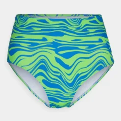 Ellesse LOSTELINA SET - Bikini - Light Green -Ellesse Elegant Boutique 2a15ea9f5f2143d591b7bf131a78978e