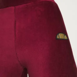 Ellesse HERIA - Short - Burgundy -Ellesse Elegant Boutique 2ca09a334d1e42de9b83711693d22f1e