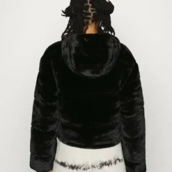 Ellesse NOELLA PADDED JACKET - Veste D'hiver - Black Smu -Ellesse Elegant Boutique 2fae20bbba2145e68e9b4249efd73c7c