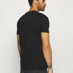 Ellesse MAVOZ UNISEX - T-shirt Imprimé - Black 9 Ellesse MAVOZ UNISEX - T-shirt Imprimé - Black -Ellesse Elegant Boutique 33af57e29b37439490310803887c4829