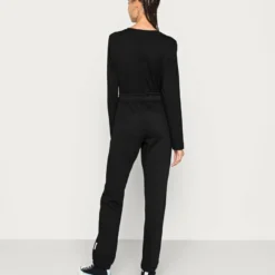 Ellesse PANT - Pantalon De Survêtement - Black 7 Ellesse PANT - Pantalon De Survêtement - Black -Ellesse Elegant Boutique 3454d10defdb4783aeb70d33f6b3be9a
