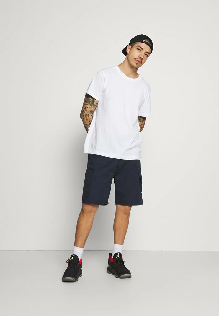 Ellesse FIGURI CARGO - Short - Navy 2 Ellesse FIGURI CARGO - Short - Navy – Image 2