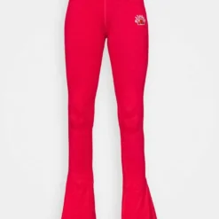 Ellesse ALBA - Legging - Red 8 Ellesse ALBA - Legging - Red -Ellesse Elegant Boutique 3c74b9d789e04ff5ad3fd1255b88cfc5