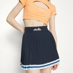 Ellesse SKATE SKIRT - Minijupe - Navy -Ellesse Elegant Boutique 3e768d49e61d42e8bf3aaa361d6ac174