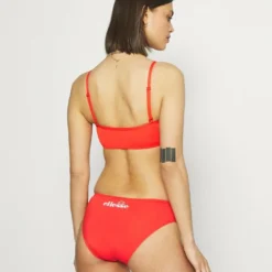 Ellesse CHERRIE SET - Bikini - Red 8 Ellesse CHERRIE SET - Bikini - Red -Ellesse Elegant Boutique 3e8f3661bb6b456e941eda816bba1990