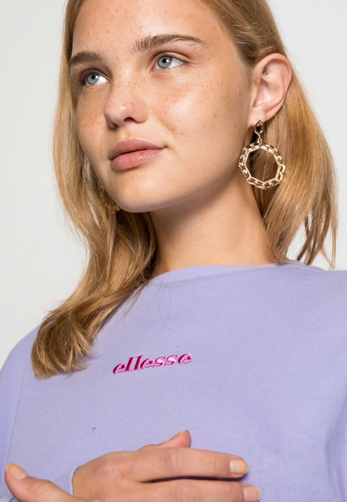 Ellesse RONDELETIA DREE - Robe De Jour - Light Purple Smu 5 Ellesse RONDELETIA DREE - Robe De Jour - Light Purple Smu – Image 5