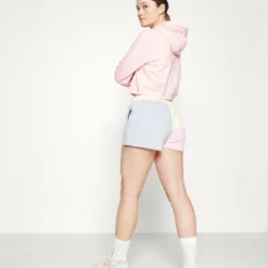 Ellesse SERA - Short - Multi 12 Ellesse SERA - Short - Multi -Ellesse Elegant Boutique 4490e8ea72cb42068ce613451bce64af