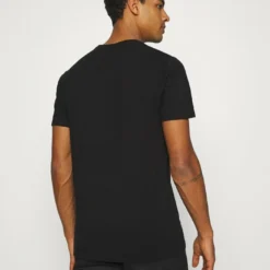 Ellesse T-shirt Imprimé - Black 7 Ellesse T-shirt Imprimé - Black -Ellesse Elegant Boutique 48acb152b3db40feac491d7aa4884f17