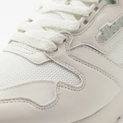 Ellesse 147 - Baskets Basses - White 11 Ellesse 147 - Baskets Basses - White -Ellesse Elegant Boutique 49e7abe4d9e541cfb05effe5c4e47d57