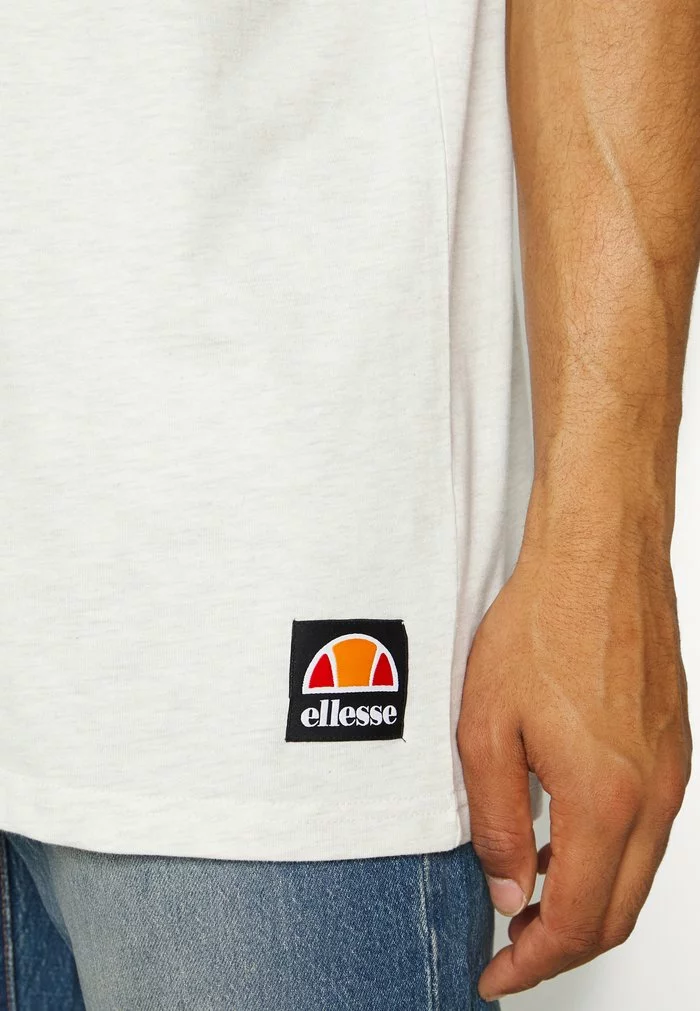 Ellesse AVIS TEE - T-shirt Imprimé - Off White 6 Ellesse AVIS TEE - T-shirt Imprimé - Off White – Image 6