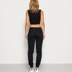 Ellesse POP JOG PANT - Pantalon De Survêtement - Black -Ellesse Elegant Boutique 4edbaa11b73a478da653d6216b3bb203