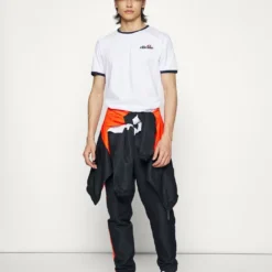 Ellesse MEDUNO - T-shirt Basique - White -Ellesse Elegant Boutique 5dd81cc269564ea88f14fc82c5753dc3