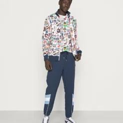 Ellesse HIRA - T-shirt Imprimé - White 6 Ellesse HIRA - T-shirt Imprimé - White -Ellesse Elegant Boutique 63eb0fd4f9ce4297ae531144ac997e1d