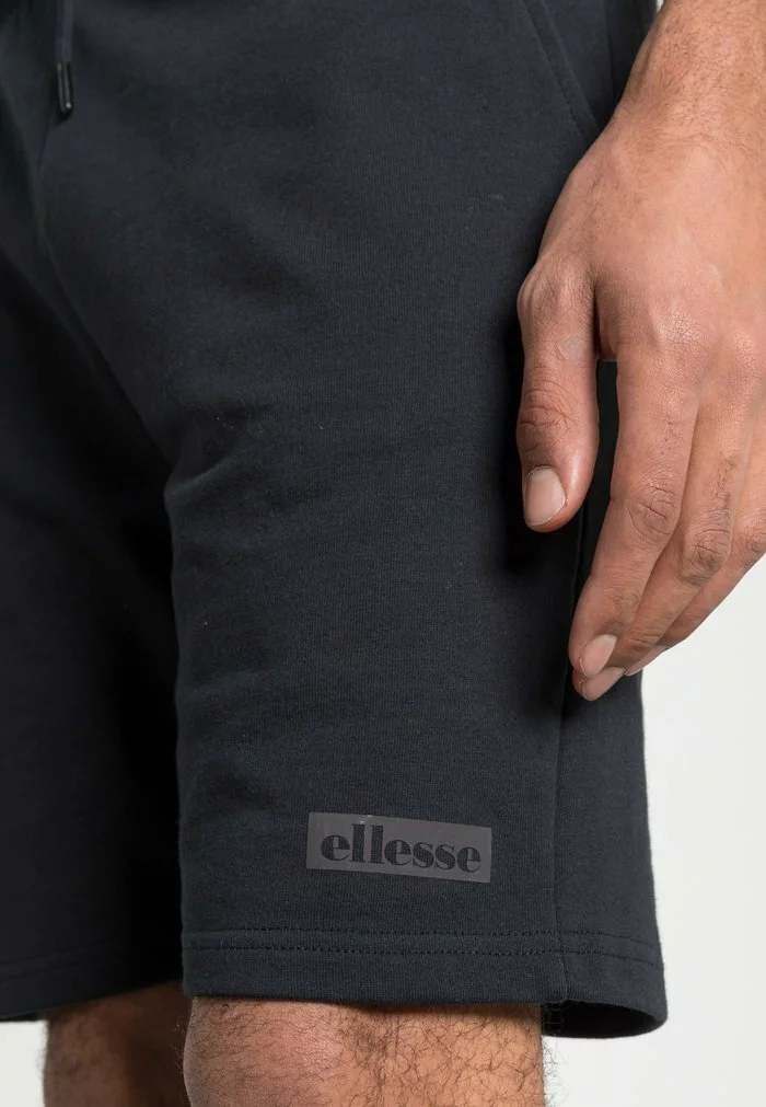 Ellesse OULAN SET - T-shirt Basique - Washed Black 5 Ellesse OULAN SET - T-shirt Basique - Washed Black – Image 5