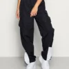 Ellesse EVERS TRACK PANT - Pantalon De Survêtement - Black
