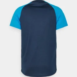 Ellesse SIPOSTA TEE & SHORT SET - Survêtement - Navy 8 Ellesse SIPOSTA TEE & SHORT SET - Survêtement - Navy -Ellesse Elegant Boutique 68d09d437aca49308d663b108b316385