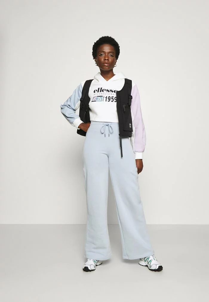 Ellesse TRISTAN - Sweatshirt - Offwhite 5 Ellesse TRISTAN - Sweatshirt - Offwhite – Image 5