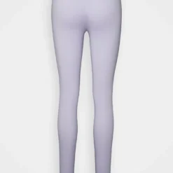 Ellesse HOLLINA SHIRT & LEGGING - Pyjama - White -Ellesse Elegant Boutique 6913f448477b43e09a25d147f2ddad01