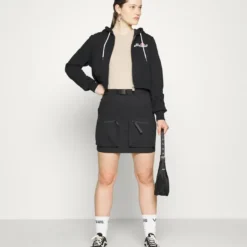 Ellesse PIOLLI - Sweat à Capuche Zippé - Black -Ellesse Elegant Boutique 6ff2466e28fd43fa8f2240fc19beeef3