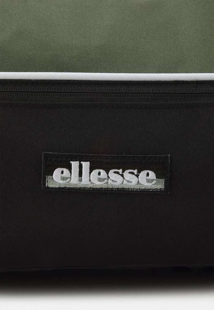 Ellesse FERALI BARREL BAG UNISEX - Sac De Sport - Black 4 Ellesse FERALI BARREL BAG UNISEX - Sac De Sport - Black – Image 4