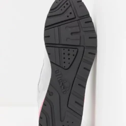 Ellesse Baskets Basses - Light Grey/fluro Pink 13 Ellesse Baskets Basses - Light Grey/fluro Pink -Ellesse Elegant Boutique 8041c1d3564f497b878be44dec6c9042