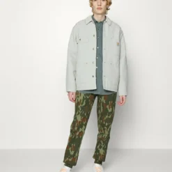 Ellesse NIORO CAMO JOGGER - Pantalon De Survêtement - Khaki -Ellesse Elegant Boutique 8298881130c84dbd850b8189d039141b