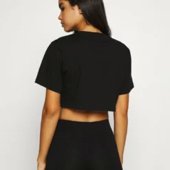 Ellesse RIONA - T-shirt Imprimé - Black -Ellesse Elegant Boutique 861c450513e340e08eb00ed05d6c3e90