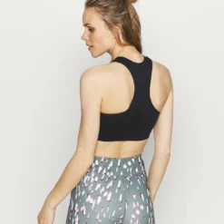 Ellesse GEORJA BRA - Brassières De Sport à Maintien Léger - Black 8 Ellesse GEORJA BRA - Brassières De Sport à Maintien Léger - Black -Ellesse Elegant Boutique 86da48851382462db5d3cfc096b849a5