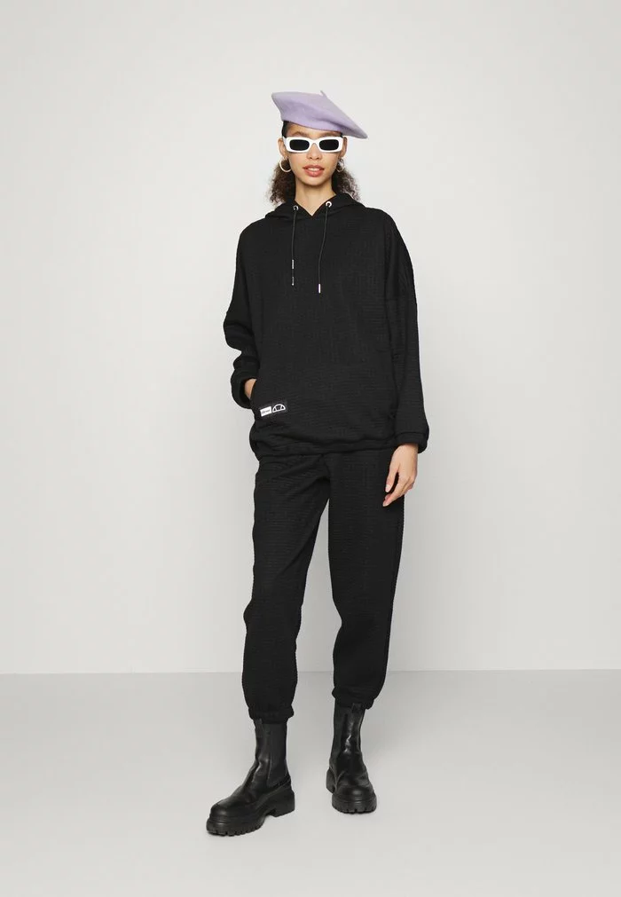 Ellesse FILE HOODY - Sweatshirt - Black 2 Ellesse FILE HOODY - Sweatshirt - Black – Image 2