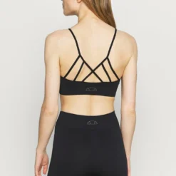 Ellesse ELIANA - Brassières De Sport à Maintien Léger - Black -Ellesse Elegant Boutique 8ca71196a07c4963862fd042dd75fe93
